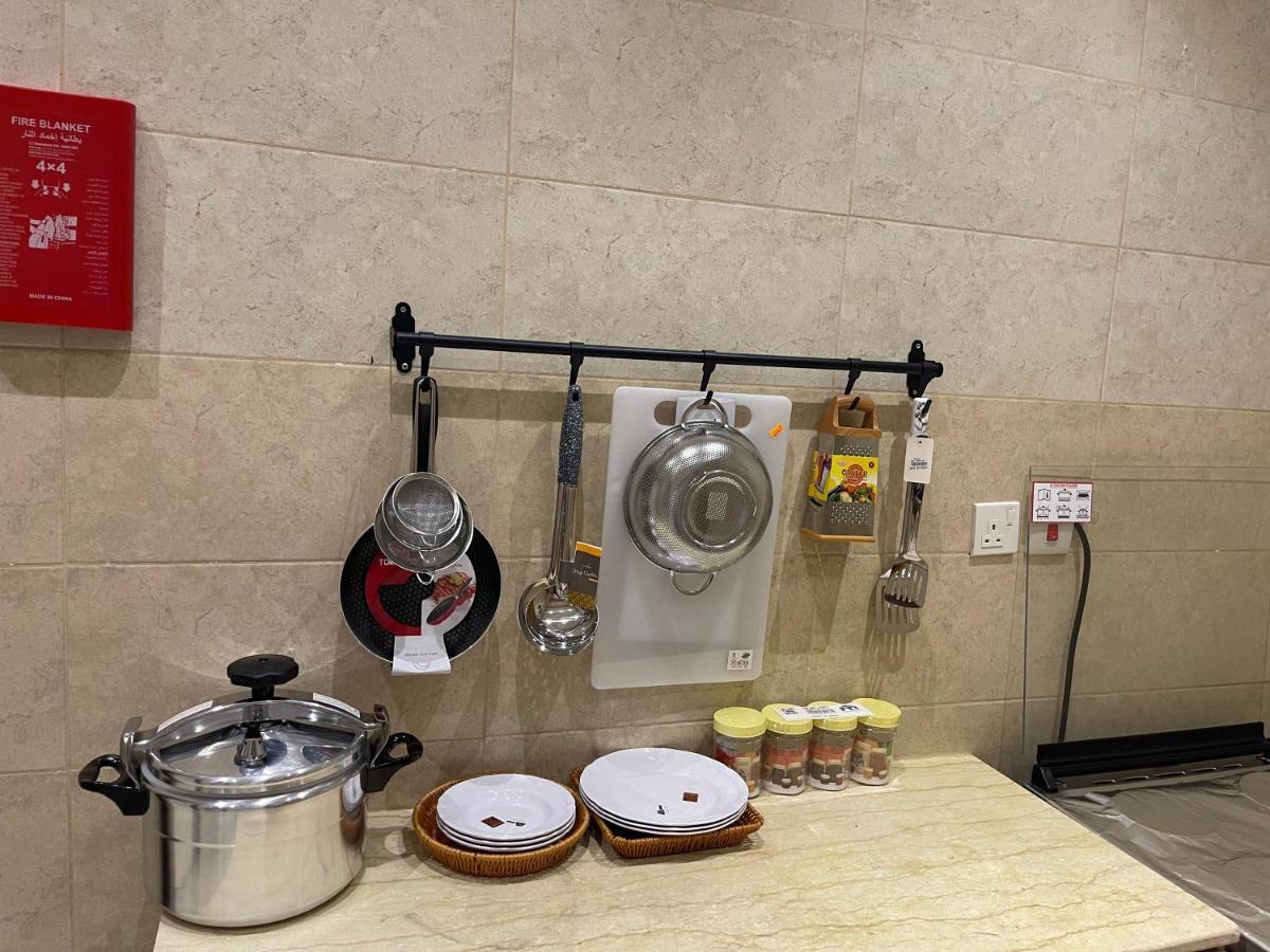 Al Bateel Furnished Apartments Ar Riyad Esterno foto