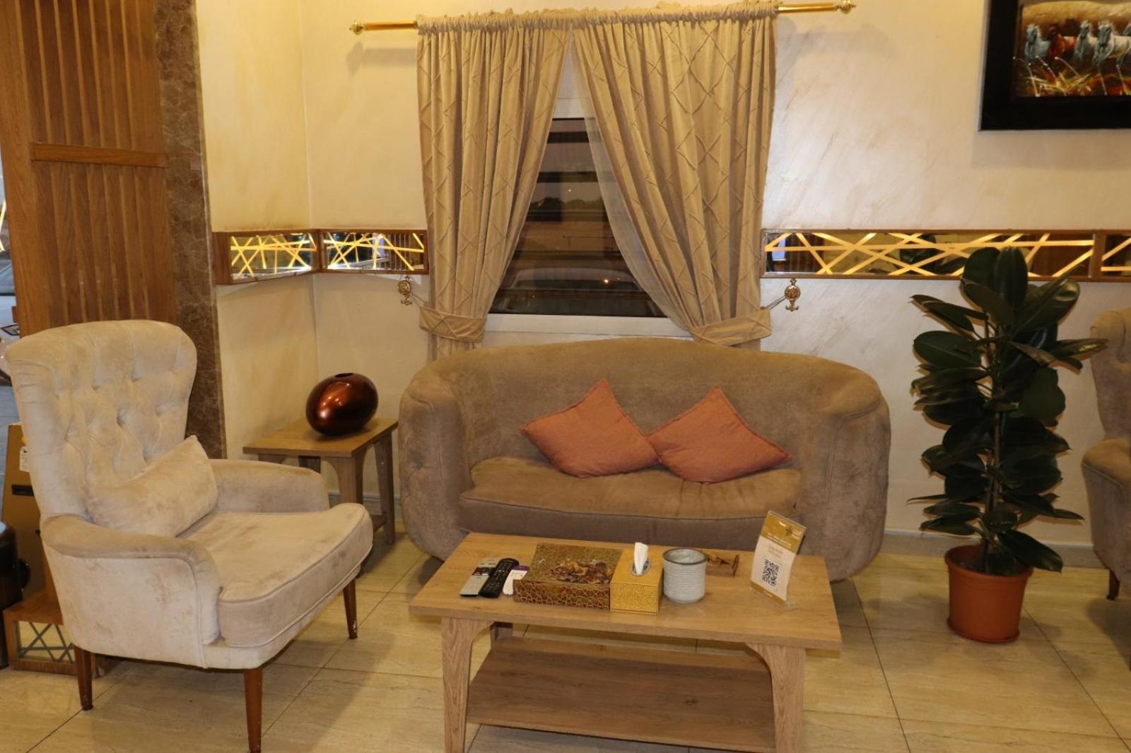 Al Bateel Furnished Apartments Ar Riyad Esterno foto