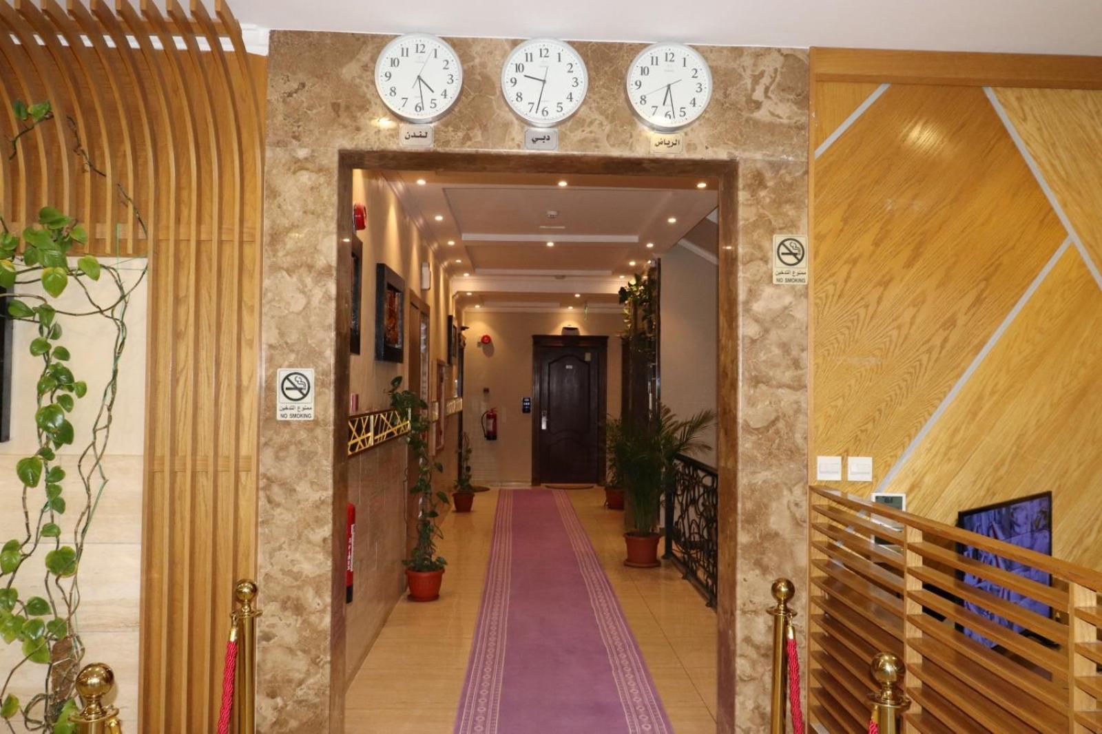 Al Bateel Furnished Apartments Ar Riyad Esterno foto