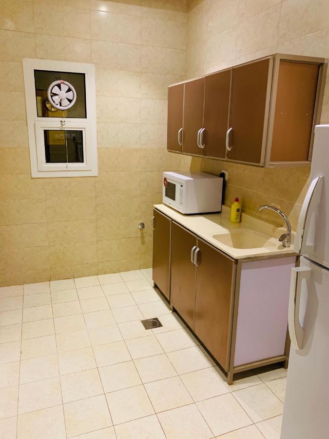 Al Bateel Furnished Apartments Ar Riyad Esterno foto