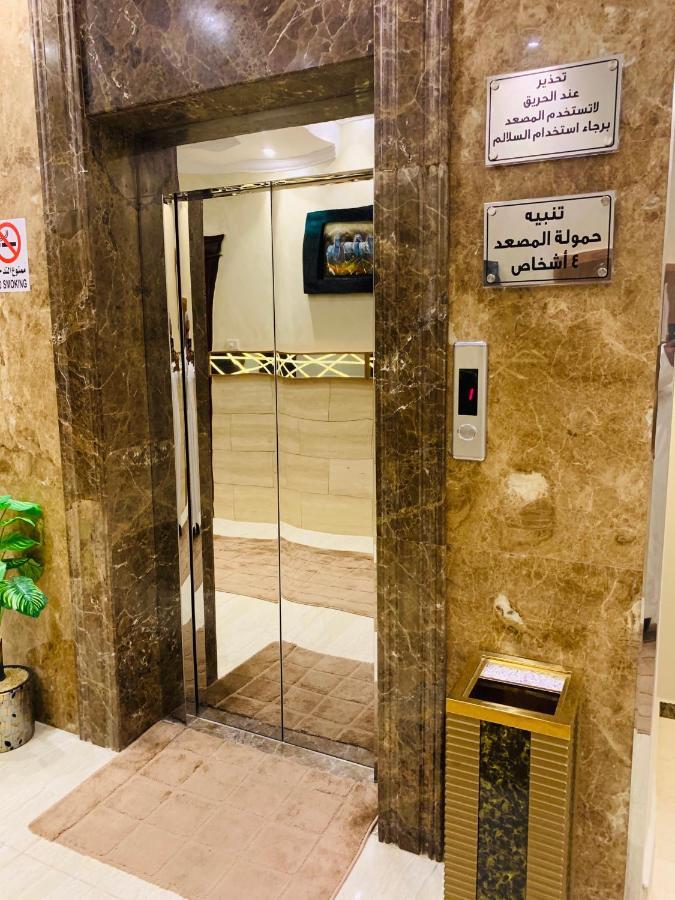 Al Bateel Furnished Apartments Ar Riyad Esterno foto